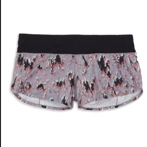 lululemon athletica Pants - NWT Lululemon Speed Up LR Short 2.5” lined